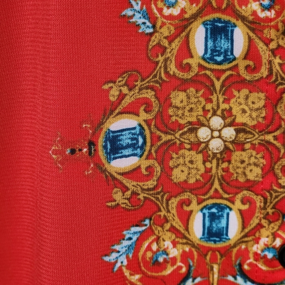 Motto Fashions Red Orange Status Print Chiffon Button Down Size 10 - Picture 3 of 9